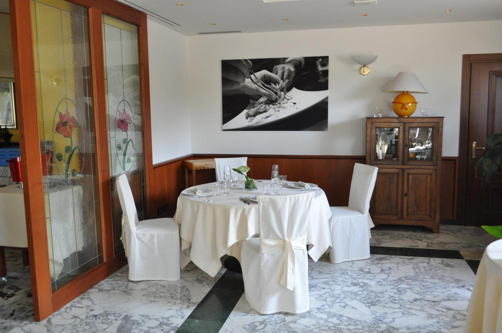 Hotel Cinzia Ristorante Christian E Manuel Vercelli Eksteriør billede