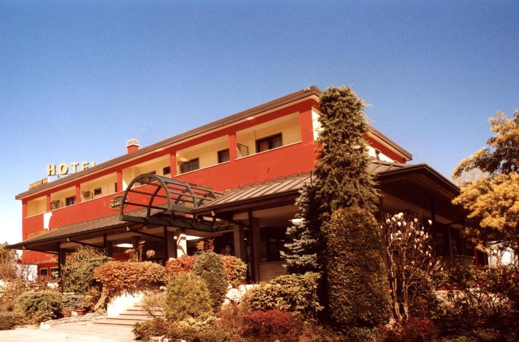 Hotel Cinzia Ristorante Christian E Manuel Vercelli Eksteriør billede